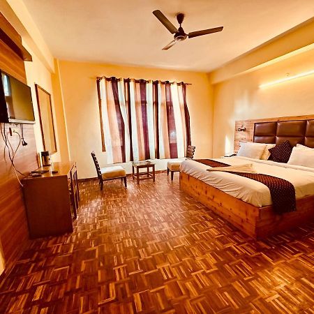 Hotel Grand Kalinga - Near Volvo Bus Stand Manali Exteriér fotografie