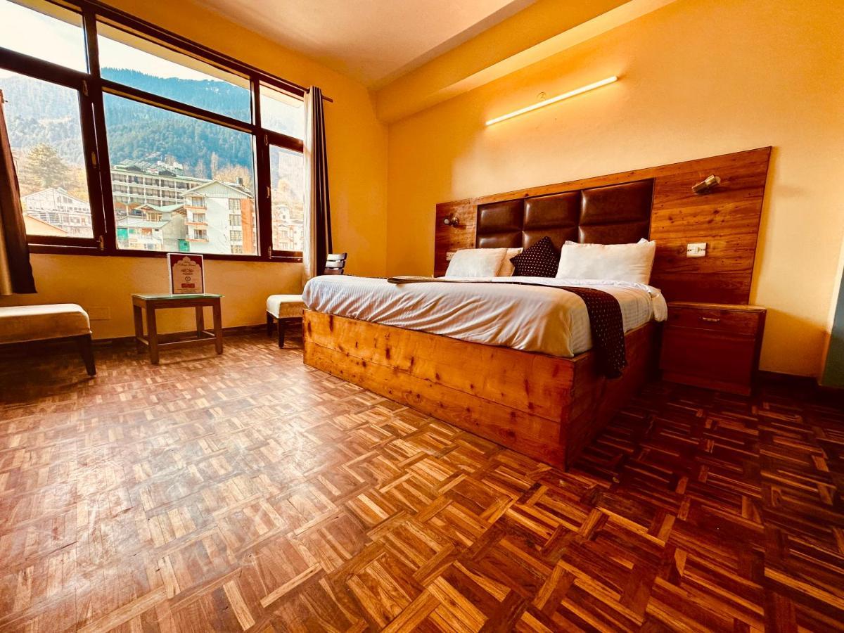 Hotel Grand Kalinga - Near Volvo Bus Stand Manali Exteriér fotografie